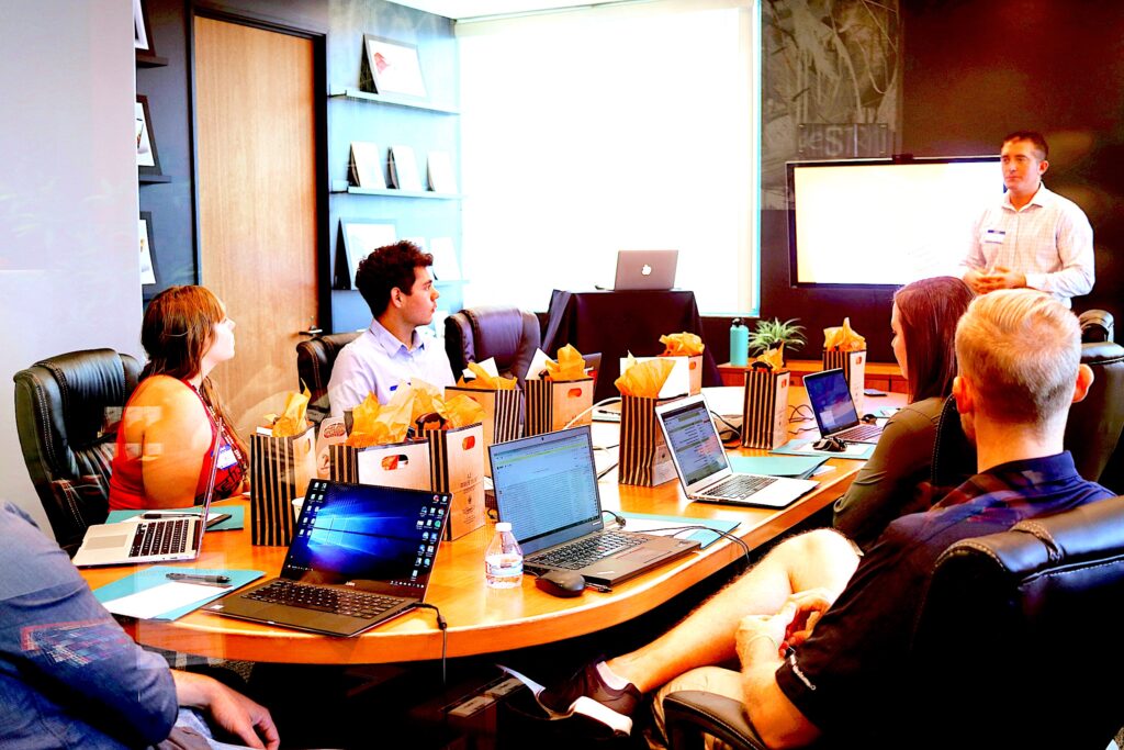 Soft skills and AI Leadership training session in a modern organisation in Europe and Southeast Asia